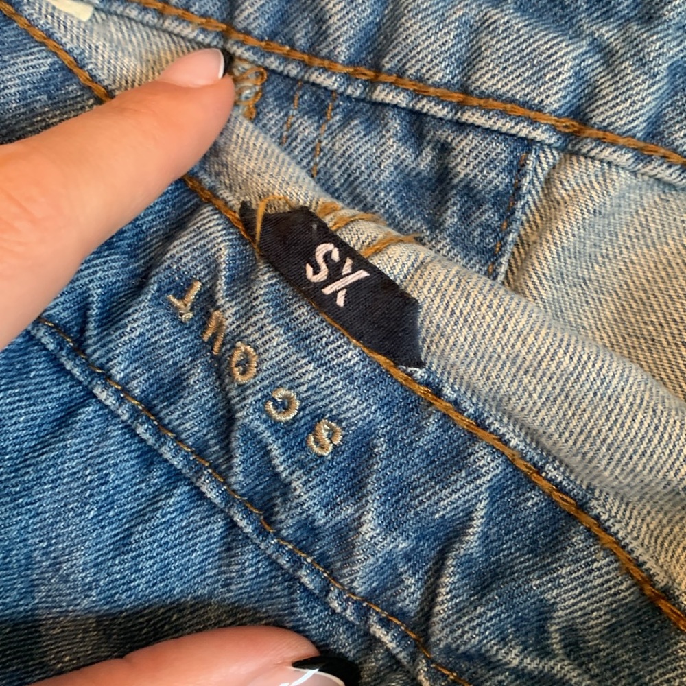 Scout XS denim shorts overalls jean distressed and ripped with raw hem - Picture 4 of 6